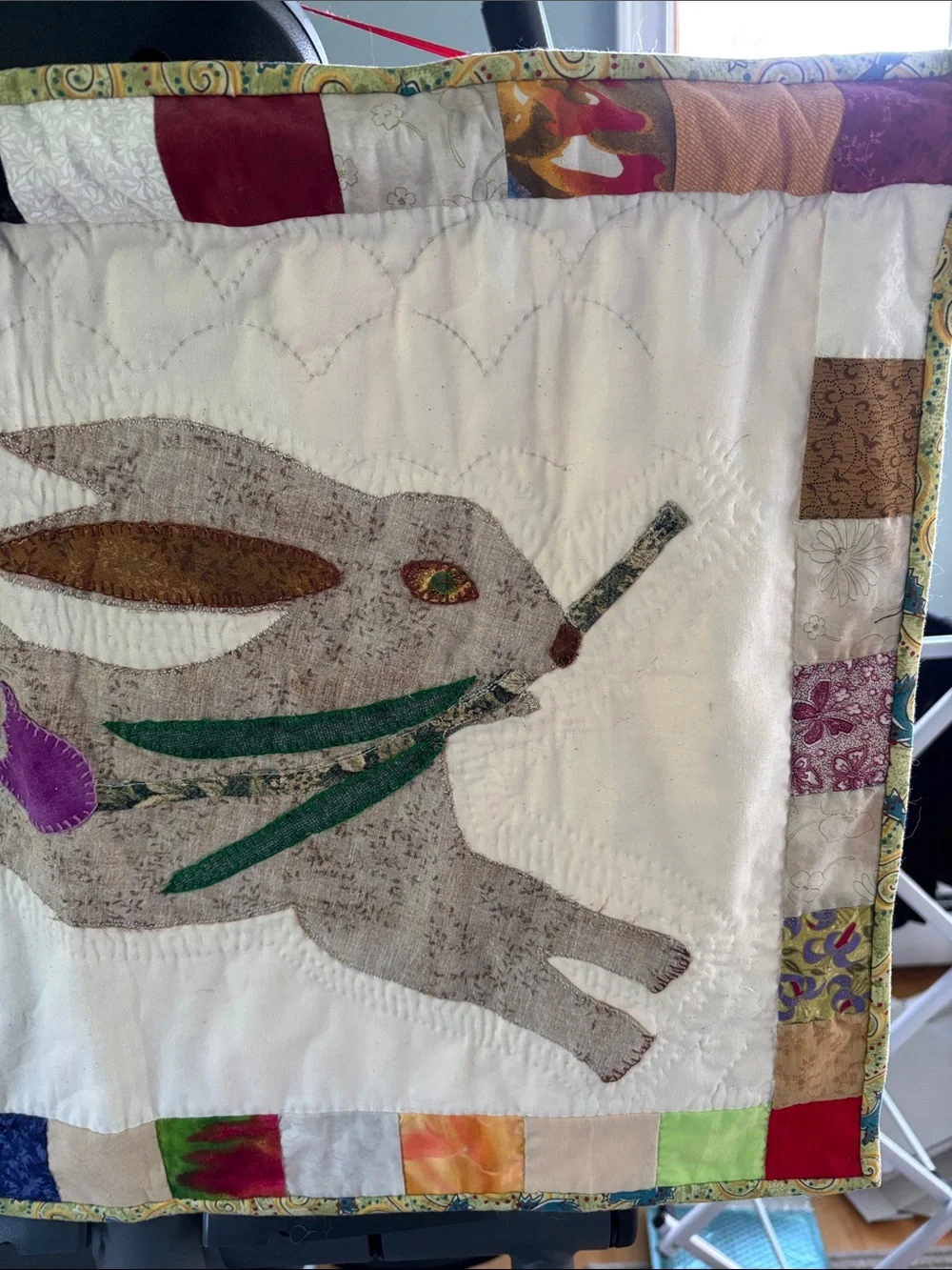 Kids room quilt hanging bunny 25.5”x18”